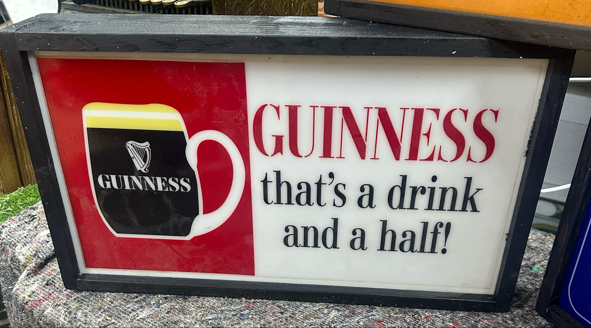 Draught Guinness 1/2 Per Glass Light Box