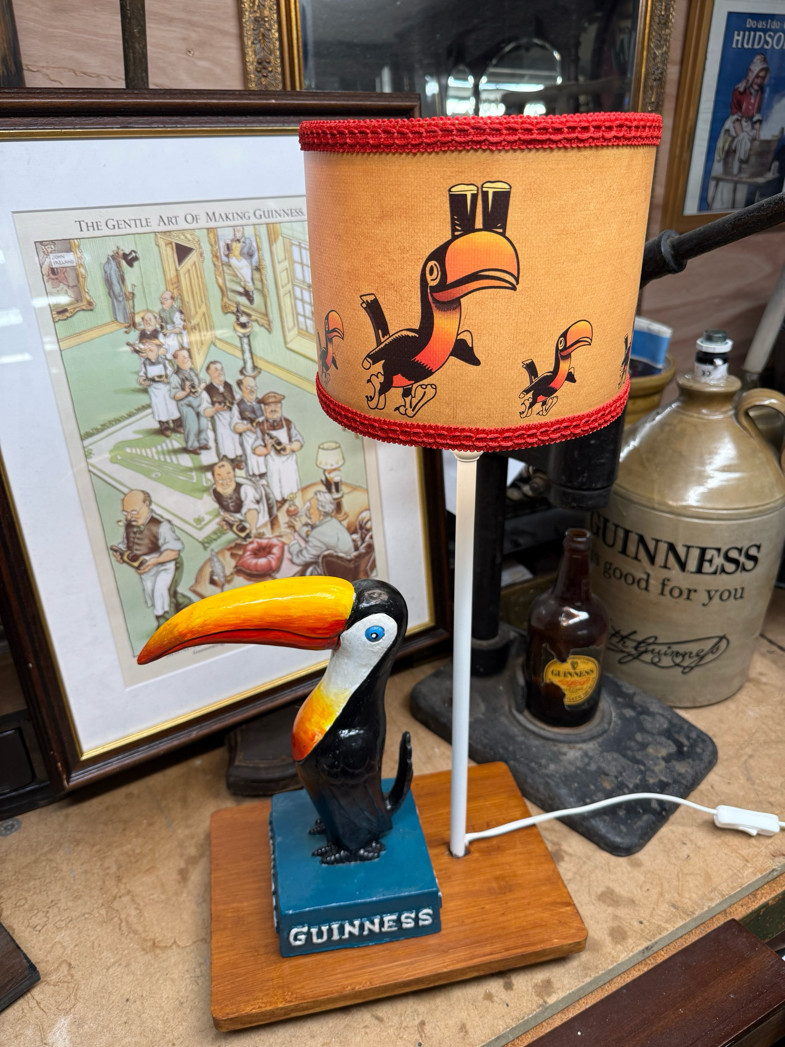 Toucan Lamp