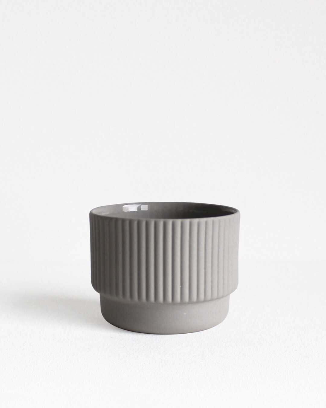 Archive Studio Cappuccino  mok lichtgrijs