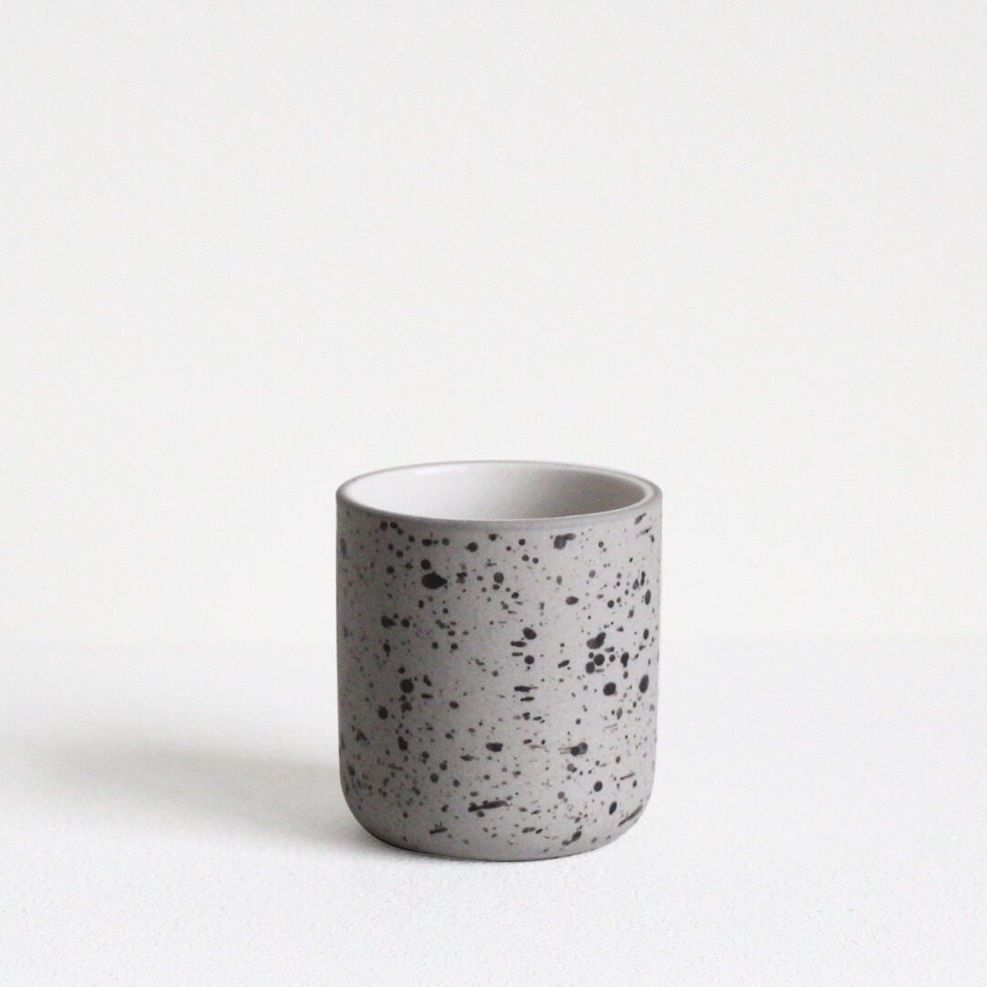 Archive Studio Espresso mok speckled