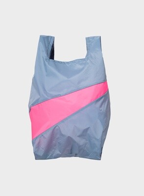 SUSAN BIJL The new shopping bag 'AMPLIFY' Fuzz & Fluo Pink Medium