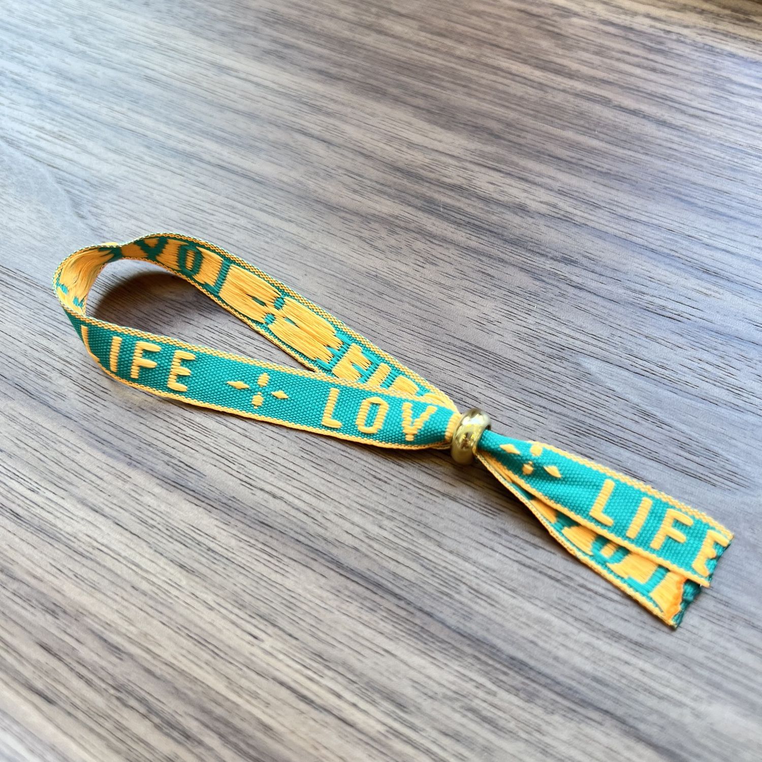 Armbandje - Nijmeegse vierdaagse - &#39;love - life&#39; groen oranje
