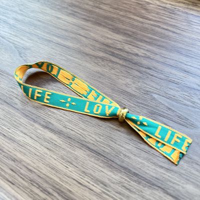 Armbandje - Nijmeegse vierdaagse - &#39;love - life&#39; groen oranje
