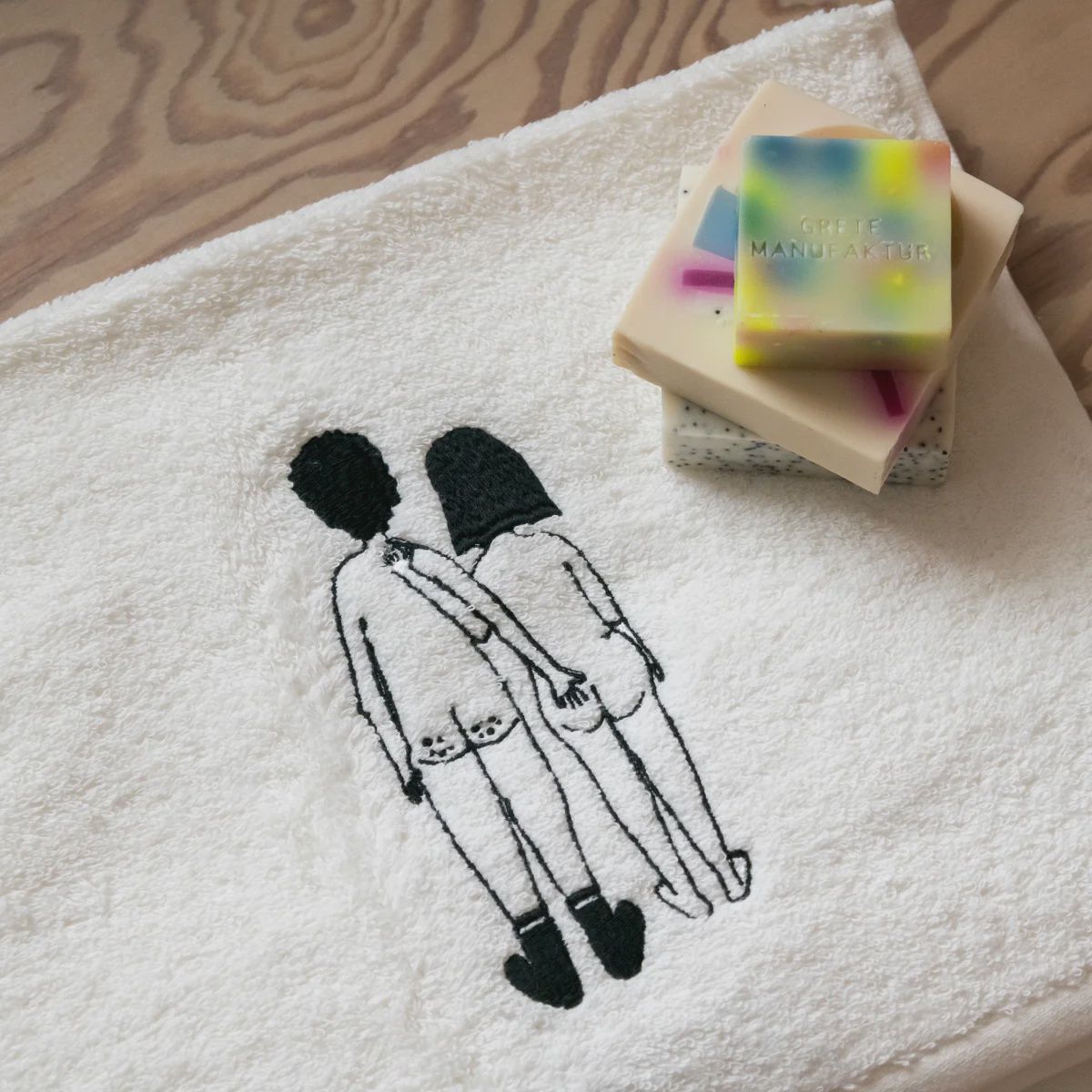 Helen B Gastendoek naked couple back · set van2