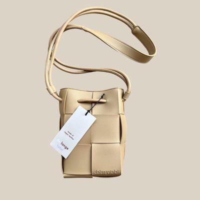 Hand tas vegan leer · sand taupe