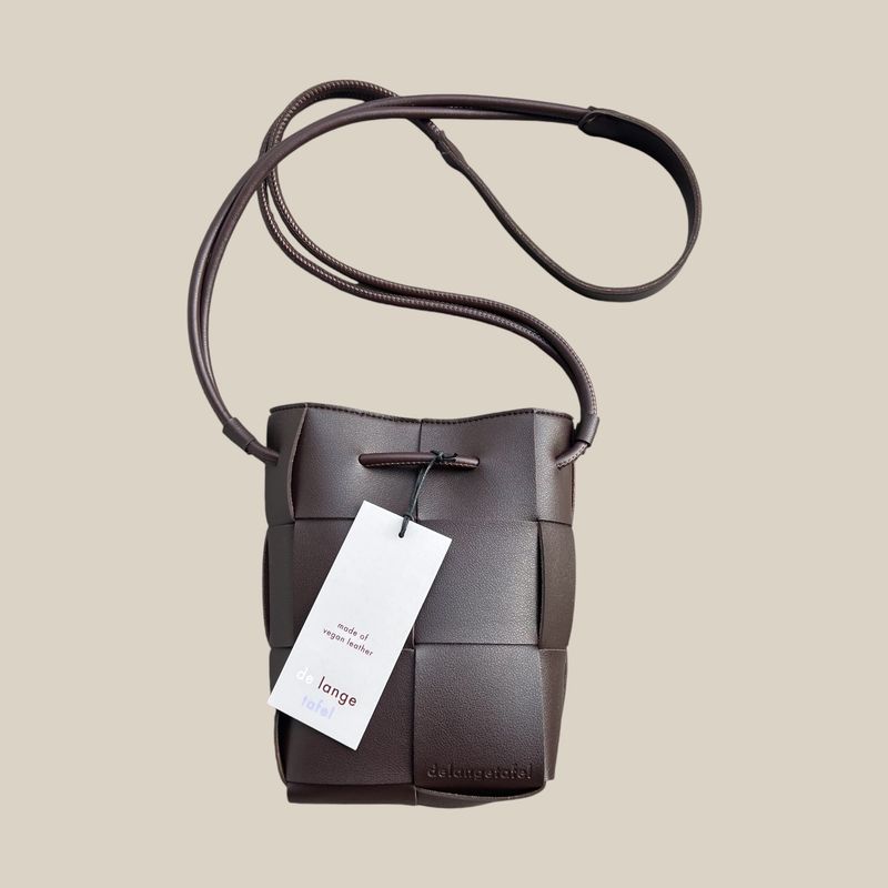 Hand tas vegan leer · aubergine bruin