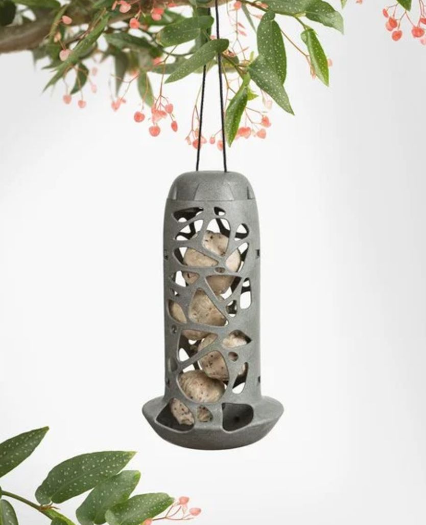 Hello Tara vogel voeder hanger 100% recycled ·  vetbollen
