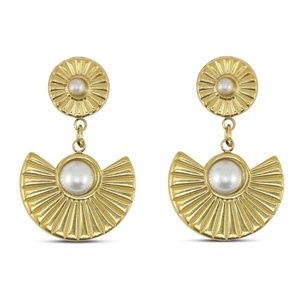 Oorbellen goud oorstekers waaiers met parels