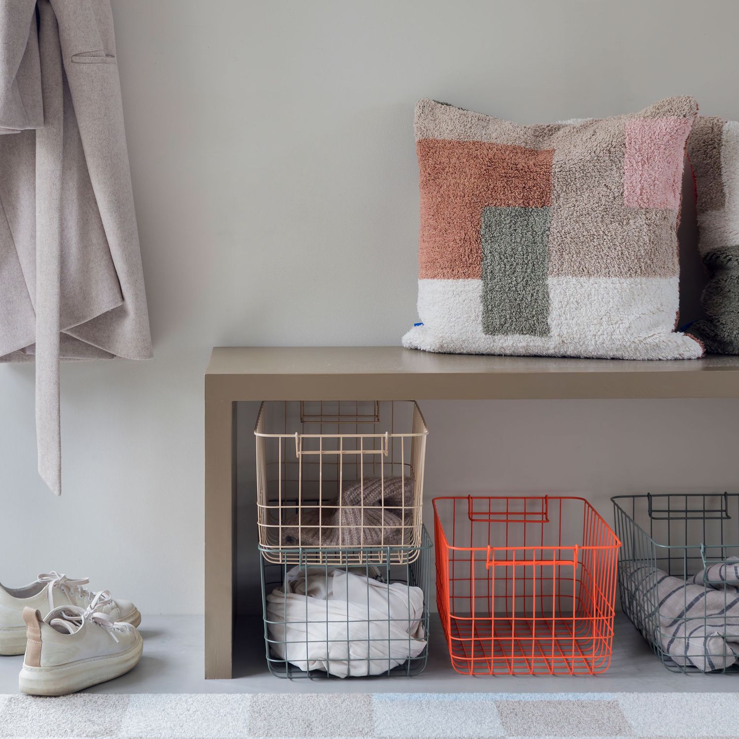 Mette Ditmer · STORE-IT mand sand · medium