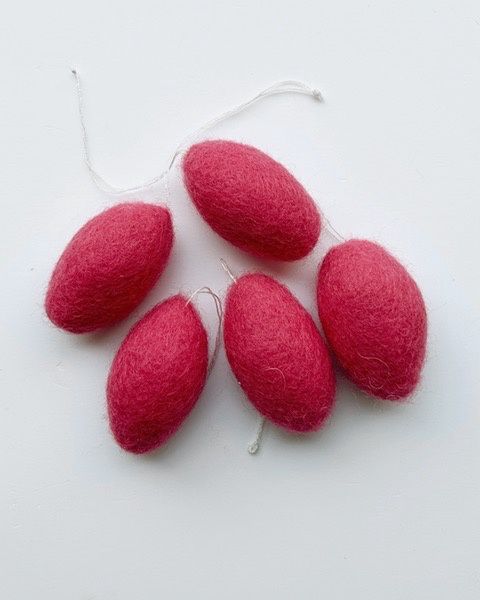 Eitje van vilt pasen · roze