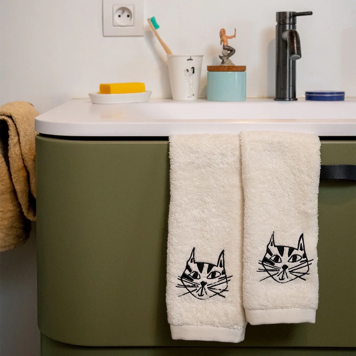 Helen B Gastendoek cat · set van2