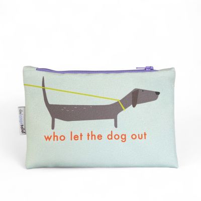 Etui small · Light green &#39;who let the dog out&#39;
