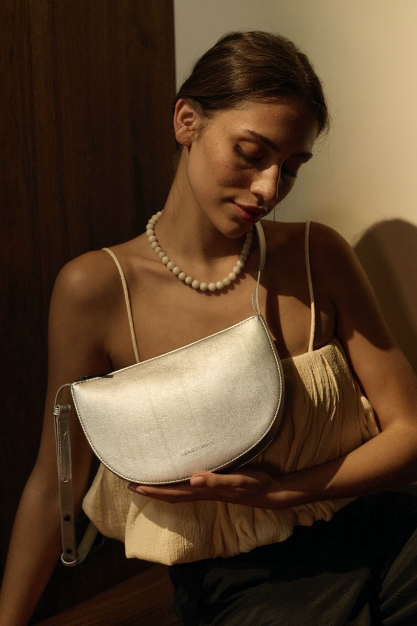 Monk &amp; Anna · Farou half moon bag - Hematite silver