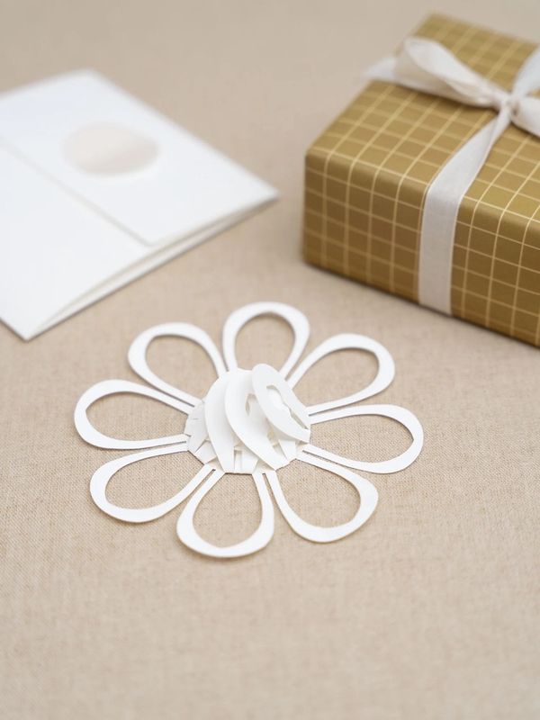 MAGIC flower - white