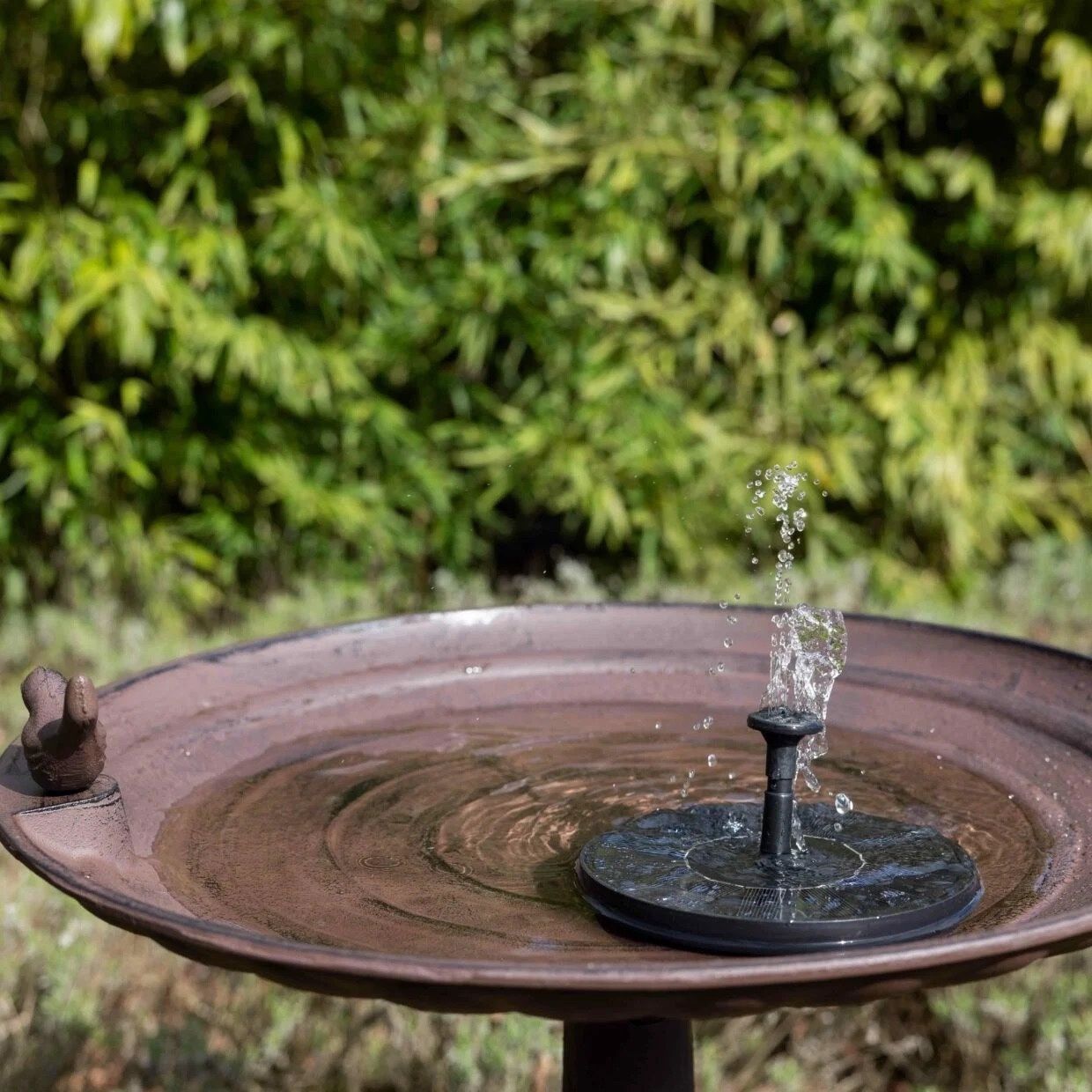 Vogelbad solar fontein