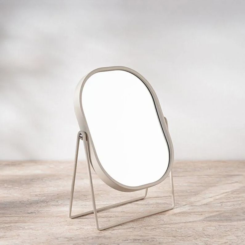 Spiegel tafel cosmetica