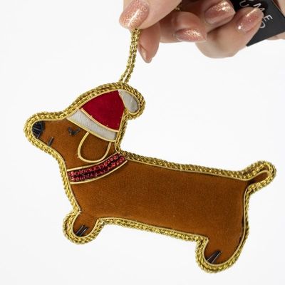 Kersthanger ornament · Teckel met kerstmuts