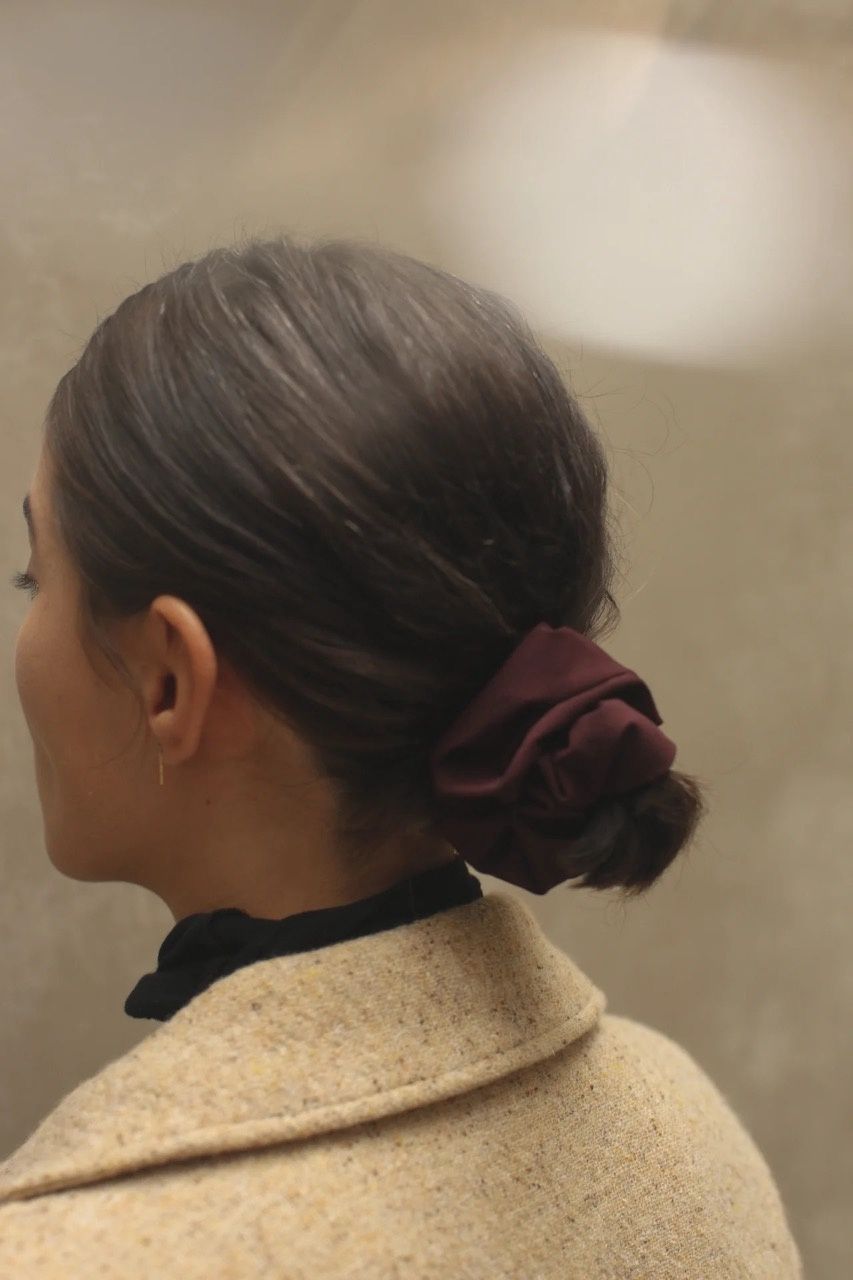 Monk &amp; Anna · Scrunchie mahagony