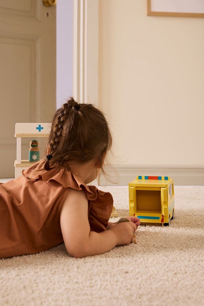 Kids Concept · Ambulance