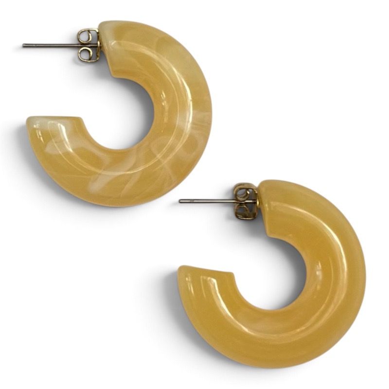 Bybjor · Earrings marble · Pastel yellow