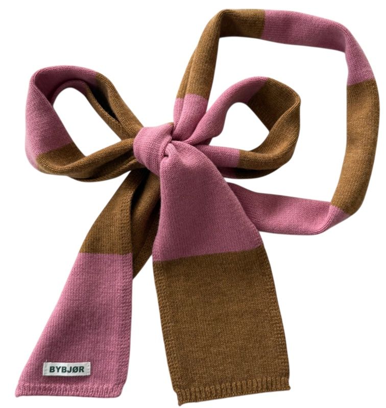 Bybjor · Merino ribbon scarf roze walnoot