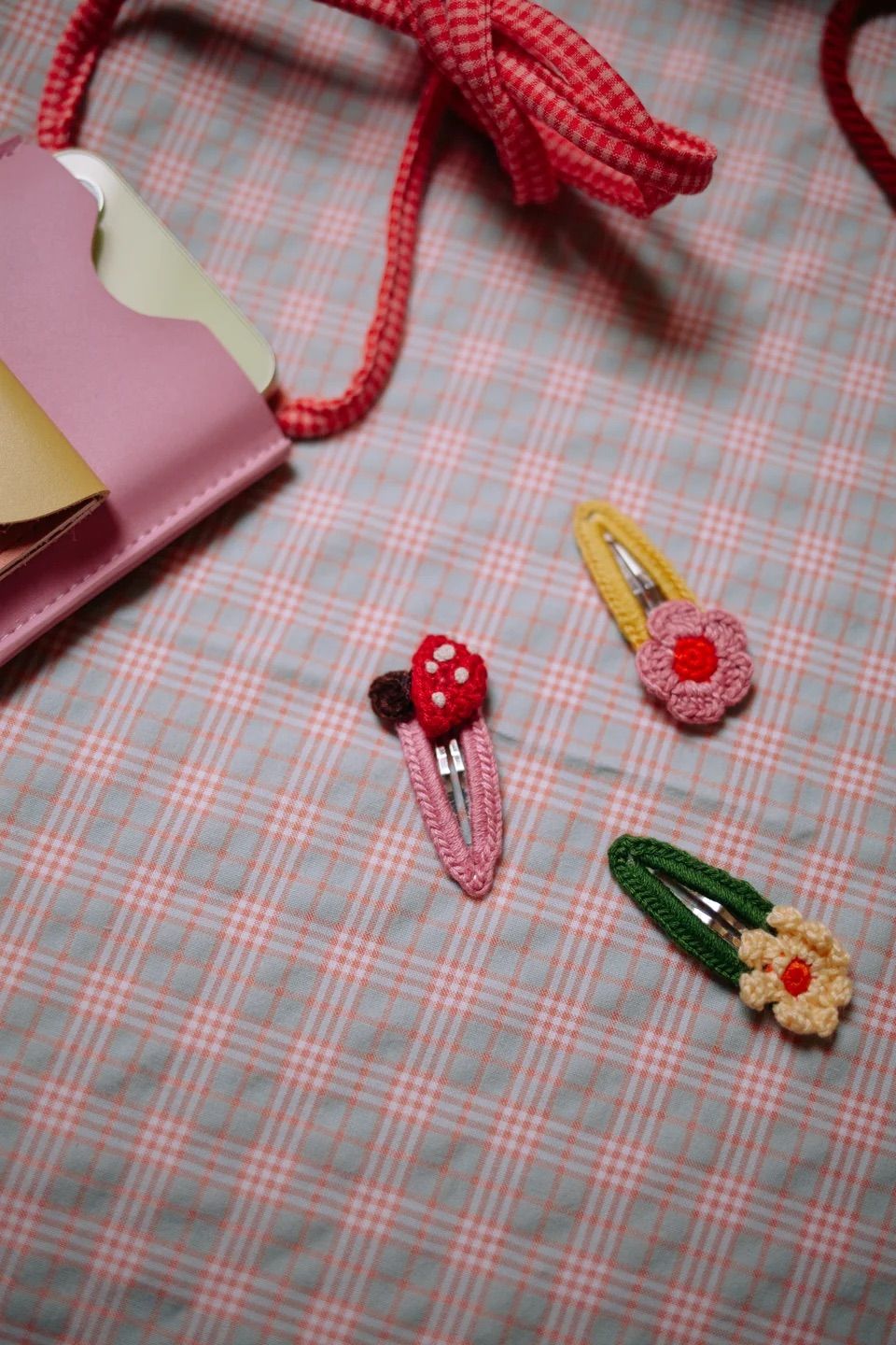 Hairclips · flowers