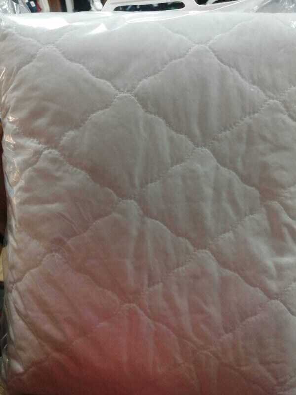 PROTECTOR ACOLCHADO REVERSIBLE SIN PLÁSTICO BLANCO