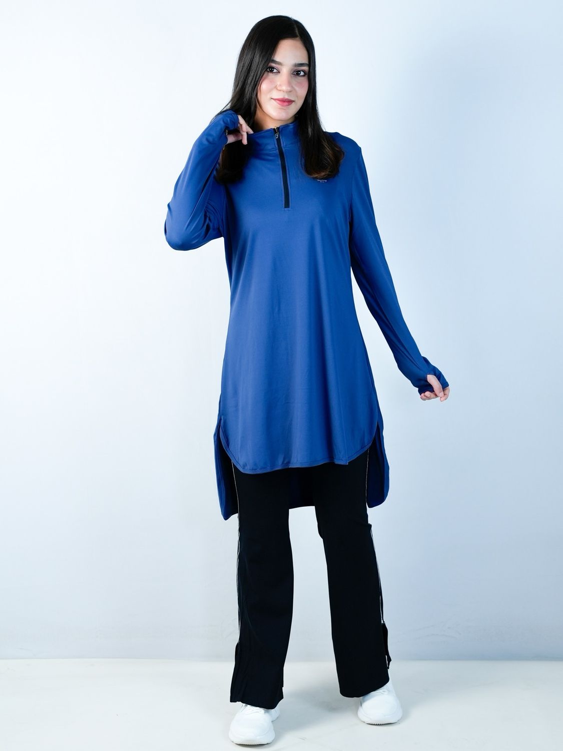 AuraModest | توب سبورت طويل