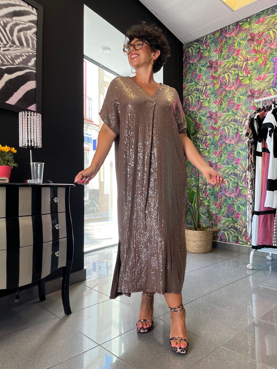 VESTIDO LENTEJUELAS