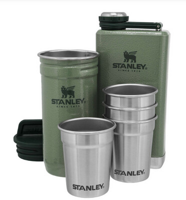 Stanley Classic Hip Flask &amp; Shot Glass Set
