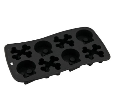Avanti Silicone Skull &amp; Crossbone Ice Tray