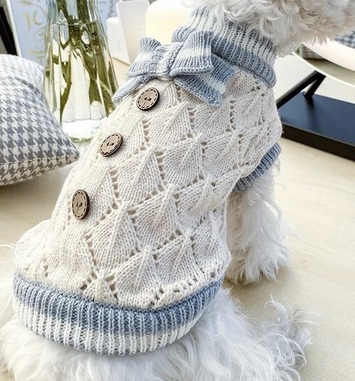 WINTER CROCHET SWEATER