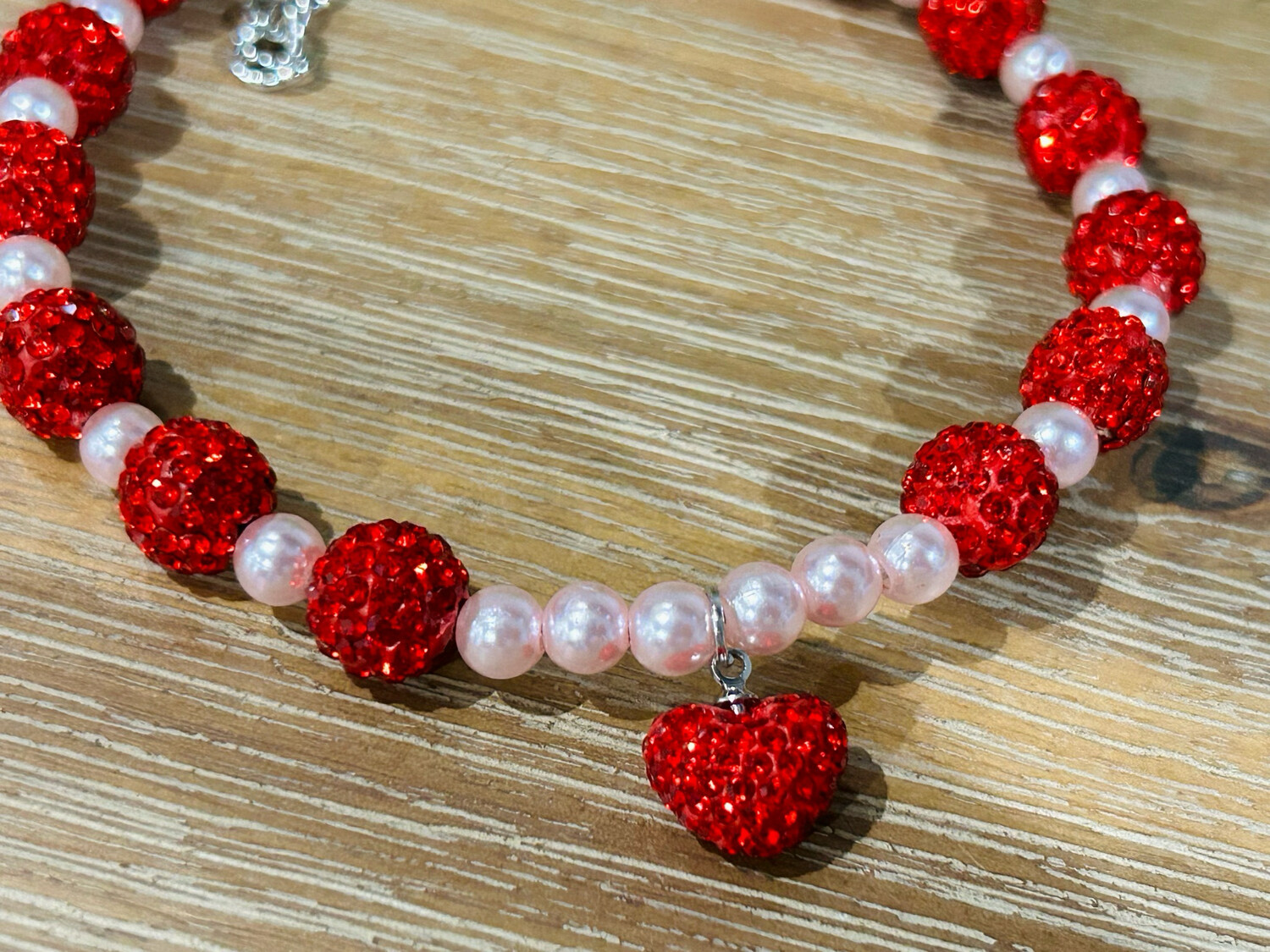 HANDMADE BOUTIQUE PINK HEART NECKLACE