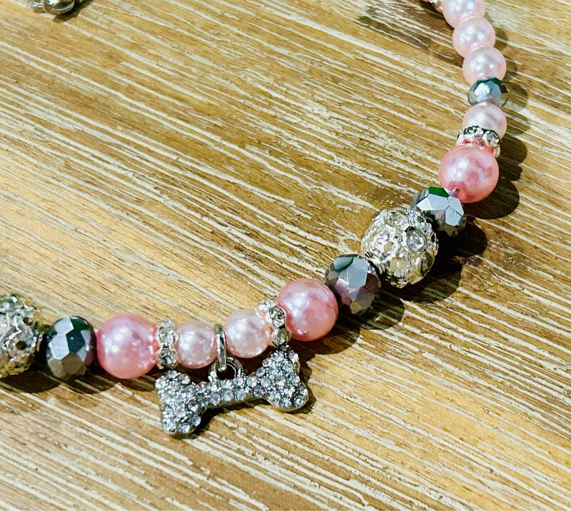 HANDMADE BOUTIQUE PINK BONE NECKLACE