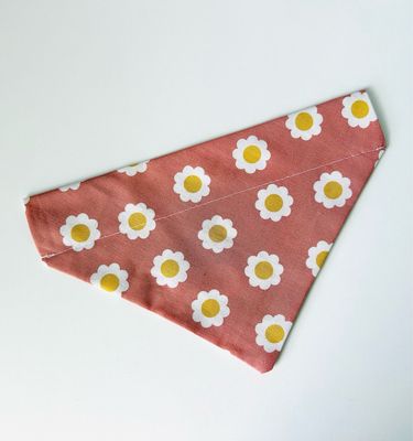 FLORAL PRINT BANDANA