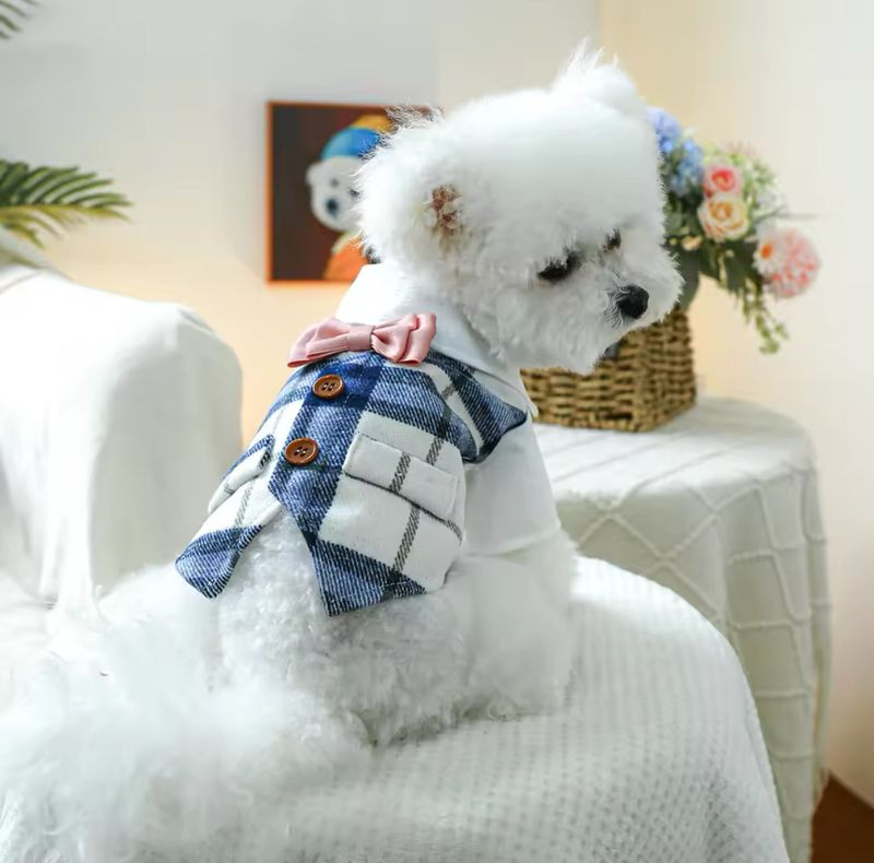 TAIL VEST