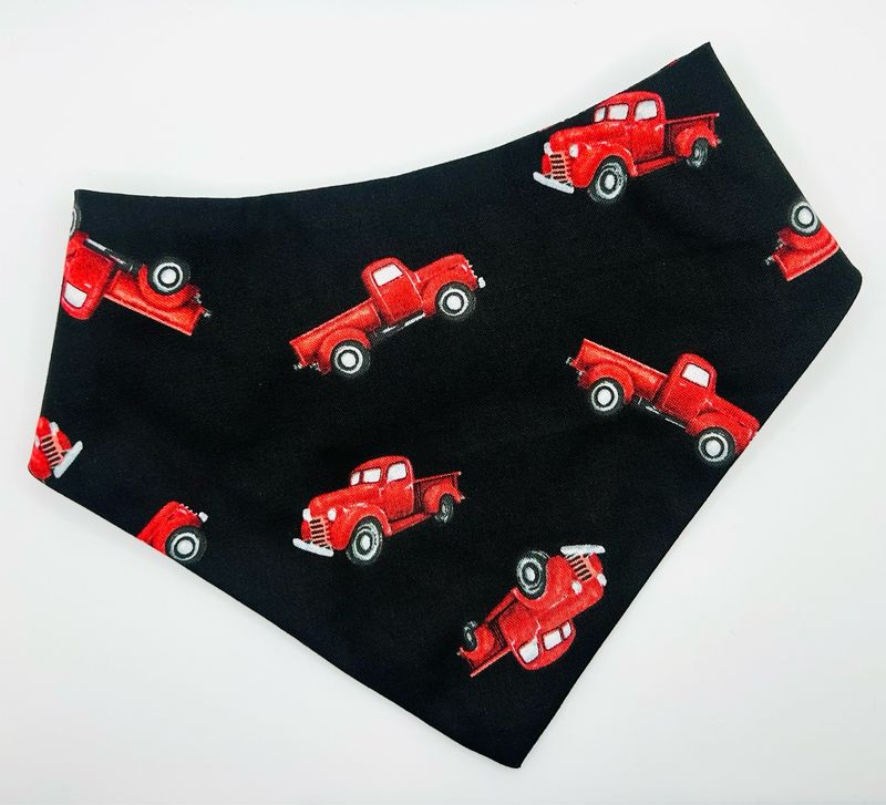 LITTLE RED TRUCK BANDANA