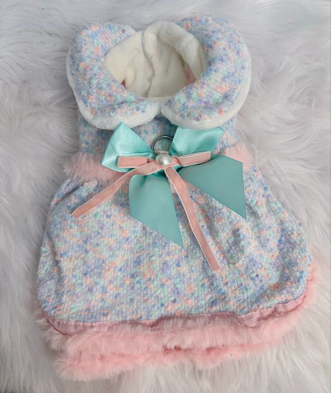 WINTER COZY CAPE