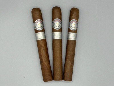 Montecristo Cigars Platinum Label