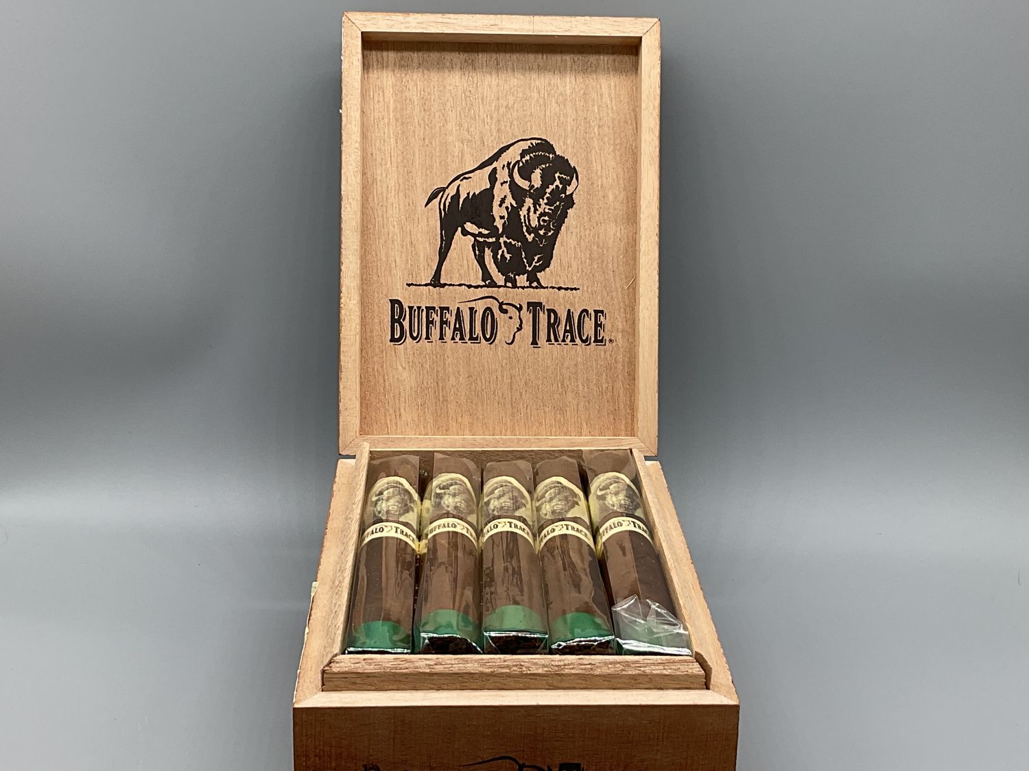 Buffalo Trace Cigars 5 Pack Buffalo Trace Cigars 5 Pack