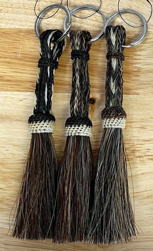 Keychain - Horsehair-Long/Natural