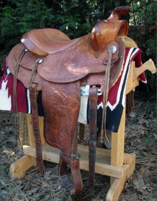 Saddle - Vintage Hereford TexTan Western Saddle
