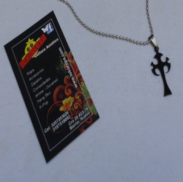 Collar Cross Style