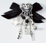 Broches