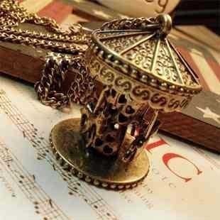 Collar Carousel