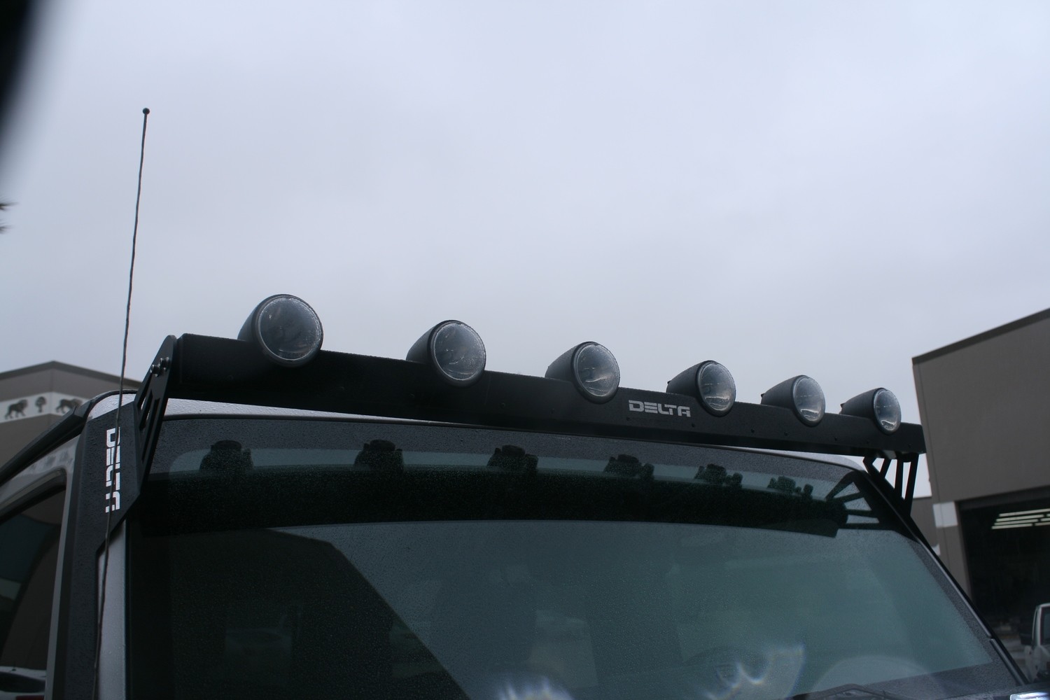 BULLET Shield™ LED LIGHT BAR with AMBER HALO BLINKERS    -48,000 LM