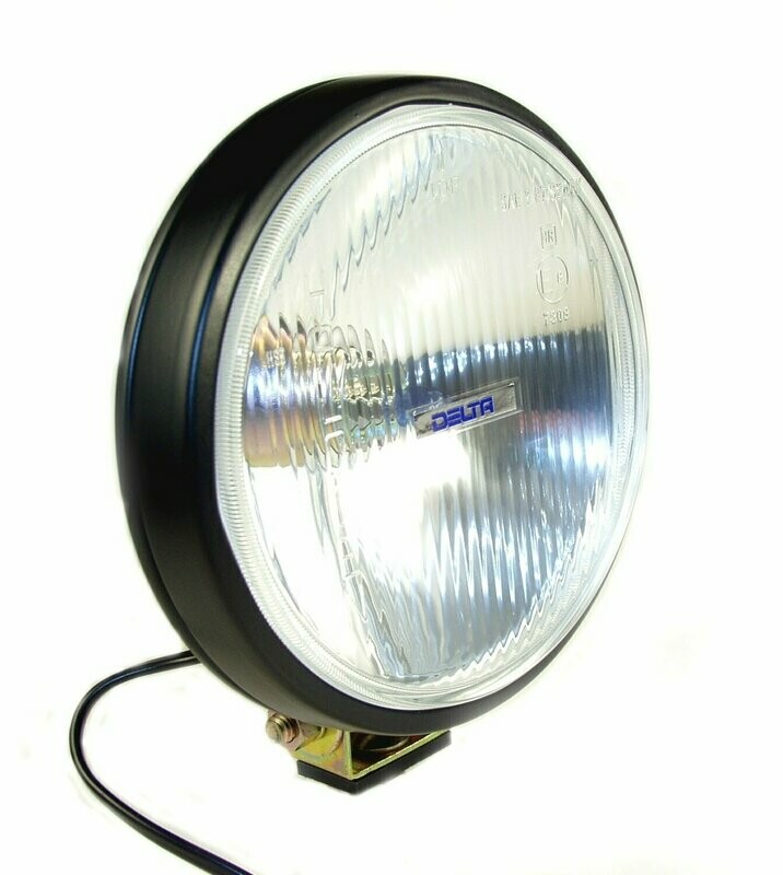 100 Series &quot;Thinline&quot; Flood Lens / Reflector
