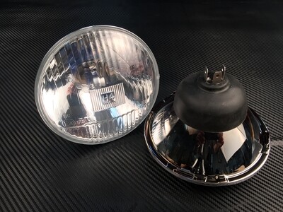 Classic 5 3/4&quot; High Beam Halogen Headlight Set with Adapter (PAIR)