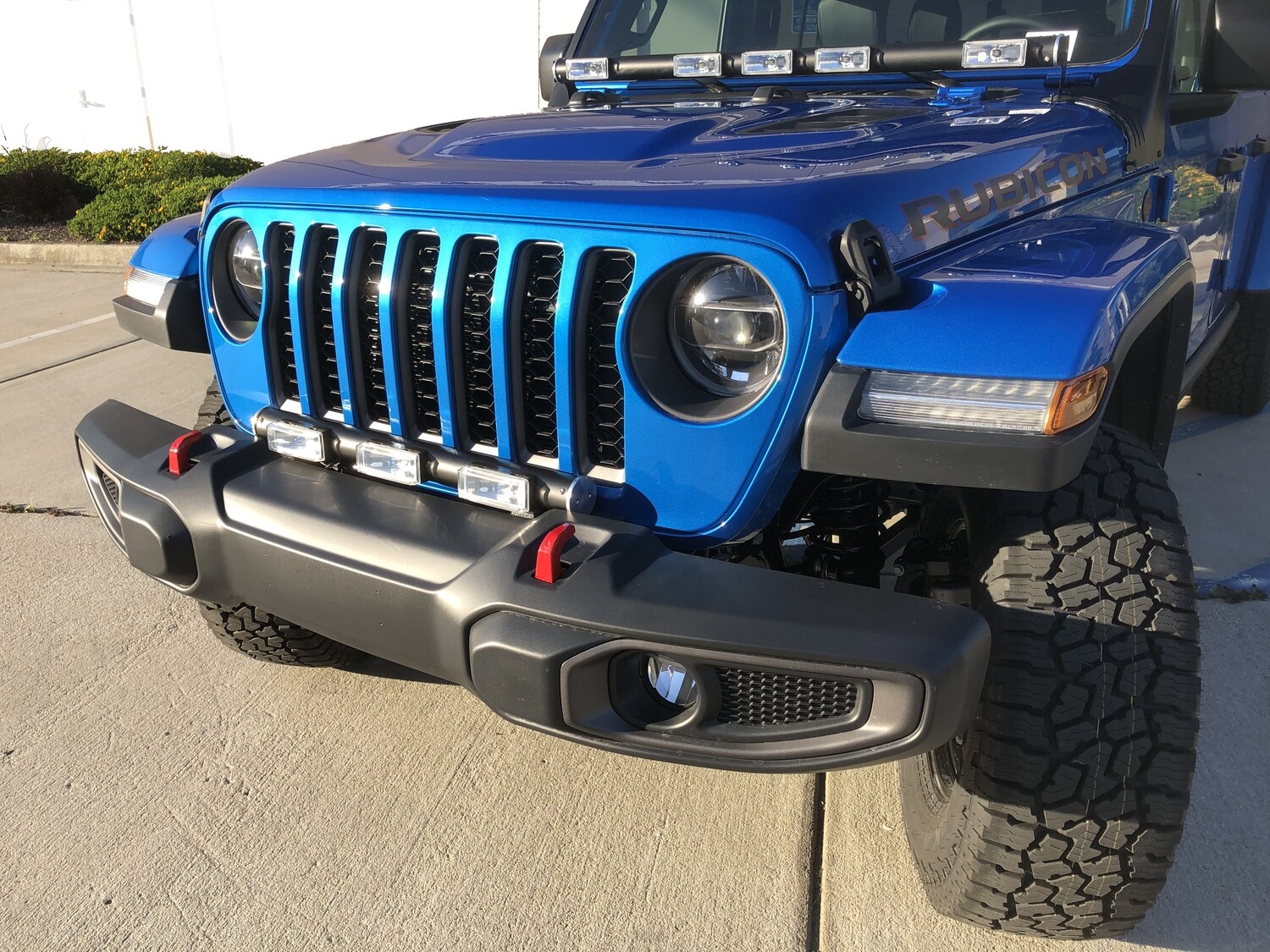 TUBULAR LED GRILLE LIGHT BAR FOR JEEP JL/ JT  -24,000 LM