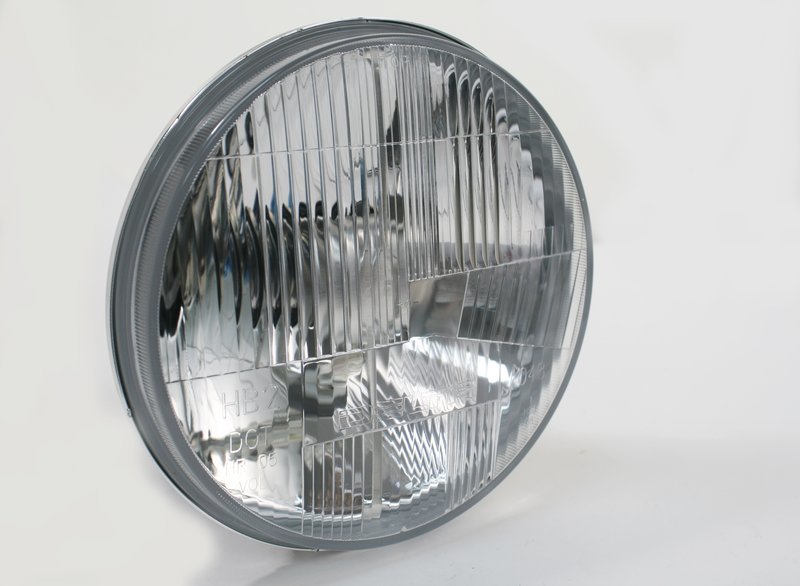 Fatty 700 7&quot; Halogen Headlight with City Light (SINGLE)